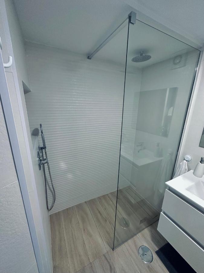 Apartamentos Arraez Almería Buitenkant foto